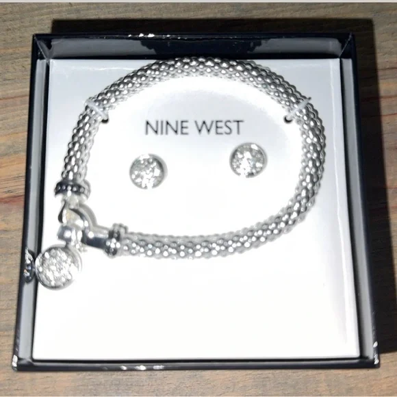 Nine West Silver Bracelet Timeless Elegance - Picture 2 of 2